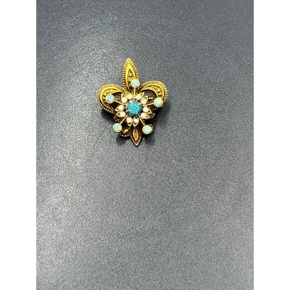 CORO Vintage Fleur-de-Lis Brooch Gold Tone Turquoise Rhinestone Flower Pin - Picture 3 of 6